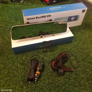 Видеорегистратор, 3 камеры. передная, салон и задний ход.